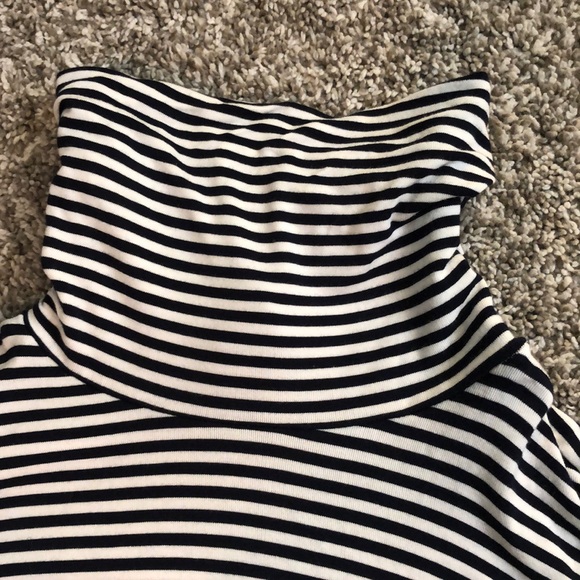 ✨navy and white striped turtleneck long sleeve✨ - Picture 3 of 5